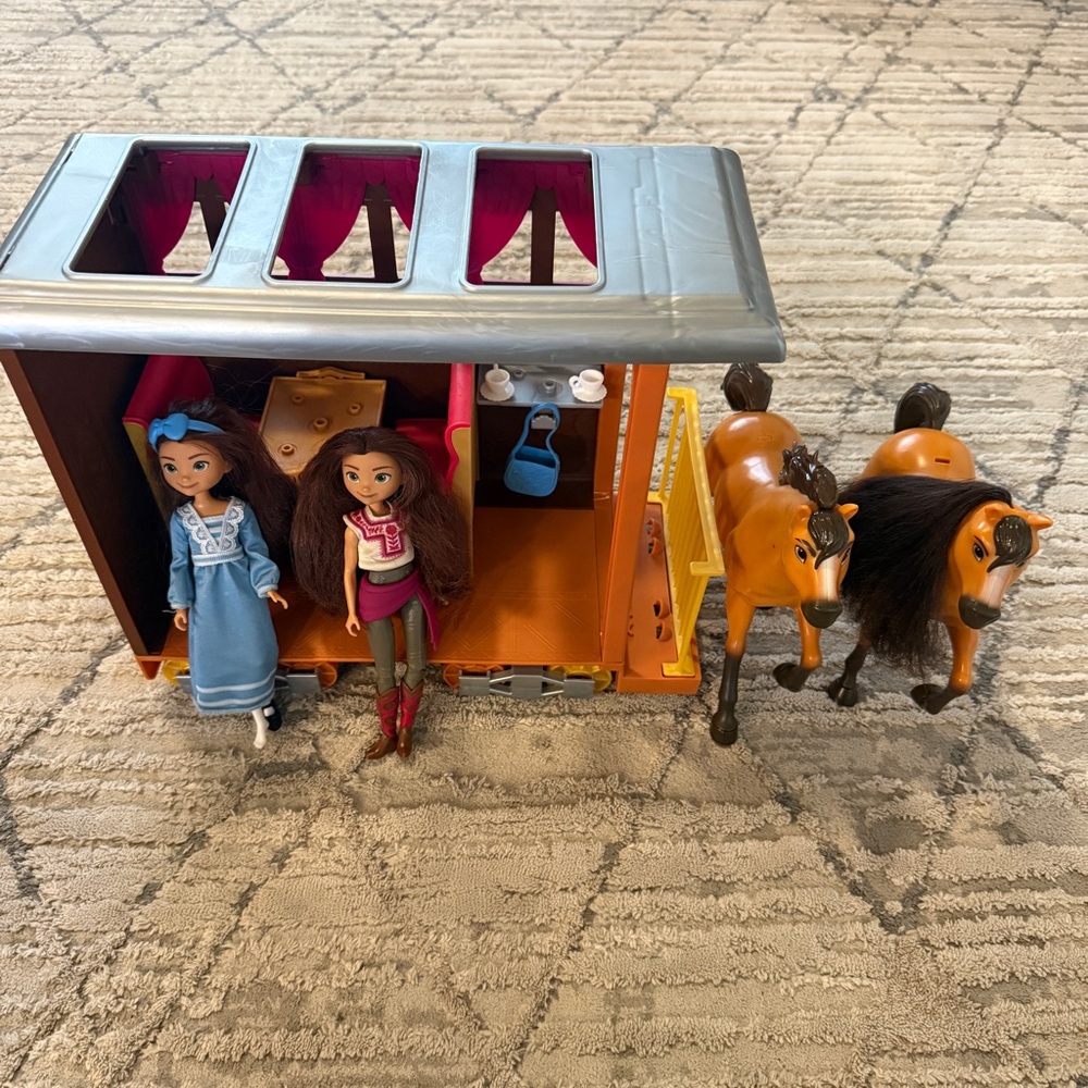 🎄 Mattel and Spirit Untamed Lucky Train home play set bundle - Picture 2 of 6
